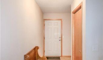 2768 Cutters Grove Cir, Anoka, MN 55303