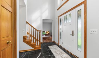 2197 Knollpoint Dr NE, Ada, MI 49301