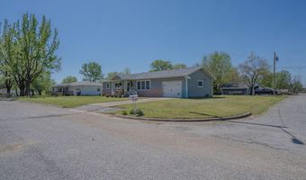 2009 Washington Ave, Baxter Springs, KS 66713