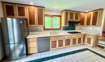 221 Plateau Rd, Calais, VT 05650