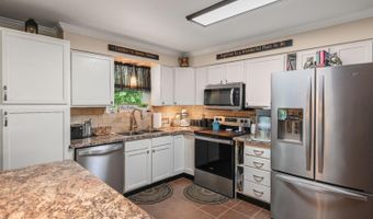 107 Farrar Dr, Aurora, IN 47001