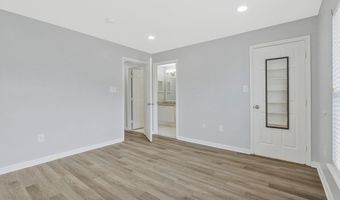 44152 NATALIE Ter 201, Ashburn, VA 20147