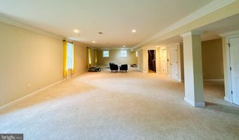 6204 MELVERN Dr, Bethesda, MD 20817