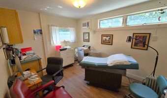 1027 Western Ave, Brattleboro, VT 05301