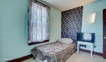 112 Chestnut Ave, Atlantic Highlands, NJ 07716