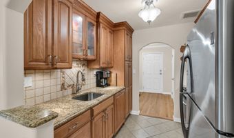 210 5th Ave 27, Belmar, NJ 07719