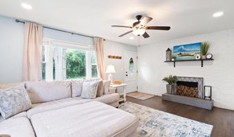 519 Bay Blvd, Bayville, NJ 08721