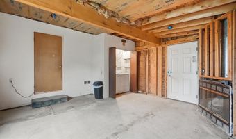 706 Carlin Dr, Angola, IN 46703