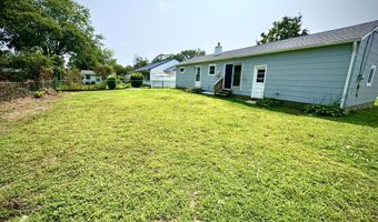 27 Anchorage Blvd, Bayville, NJ 08721