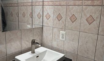 1202 LAURENS St, Baltimore, MD 21217