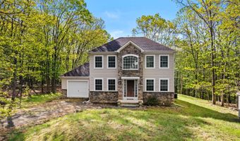 72 Chickadee Ln, Albrightsville, PA 18210