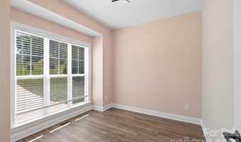 1607 Freemont Dr, Alexis, NC 28006