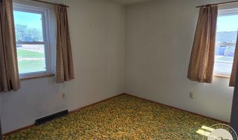 414 S 8th St E, Baker, MT 59313