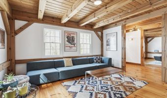 65 Moose Mountain Rd, Brookfield, NH 03872