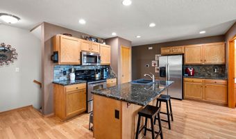 904 NE 48th Ln, Ankeny, IA 50021