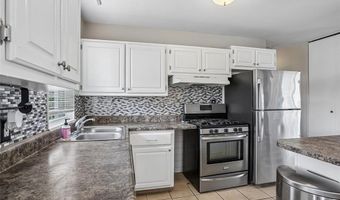 8511 Talma Ct, Affton, MO 63123