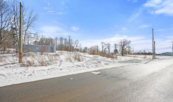 1425 Hammond St, Bangor, ME 04401