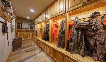 55 65 & 125 B Rock Ln, Batesville, AR 72501