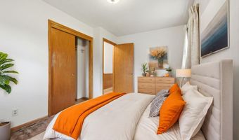 4002 7th Ave, Anoka, MN 55303