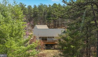 38 STRUDEL Ct, Basye, VA 22810
