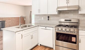 2844 Renfrew St, Ann Arbor, MI 48105