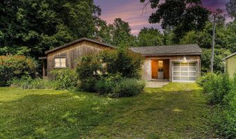 215 S Broadway, Beverly Shores, IN 46301
