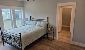 512 N 5th St, Amory, MS 38821