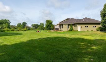 1101 W STARVIEW Ct, Appleton, WI 54913
