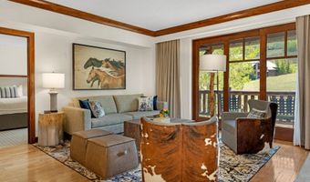 100 Bachelor Ridge Rd 3308, Avon, CO 81620