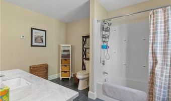 30 Middle Rd, East Greenwich, RI 02818