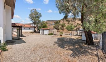 8525 Wildflower Ln, Agua Dulce, CA 91390