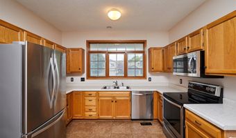 813 SE Kensington Rd, Ankeny, IA 50021