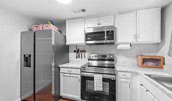 7058 Roseida Rd, Beaufort, SC 29906
