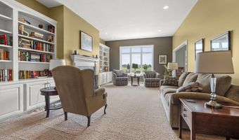 2111 Bunker Ct, Auburn, IN 46706