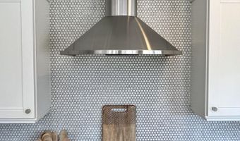 8866 Cascade Rd SE, Ada, MI 49301