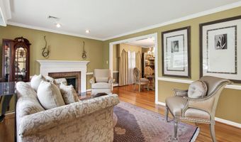 7052 WARDELL St, Annandale, VA 22003