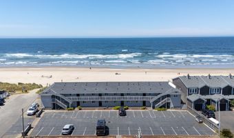 137 S PACIFIC St 13, Rockaway Beach, OR 97136
