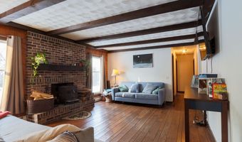 137 China Rd, Albion, ME 04910