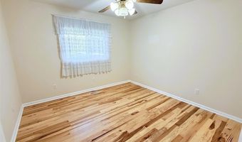 829 10th St NW, Arab, AL 35016