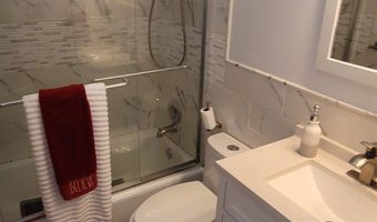 30 Grove Pl, Danbury, CT 06810