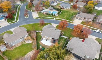 220 S Onewood Dr, Andover, KS 67002