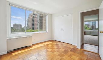 11801 ROCKVILLE Pike #712, North Bethesda, MD 20852