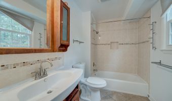 4837 RANDOLPH Dr, Annandale, VA 22003