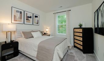 30209 Radford Ct, Monroe, NJ 08831