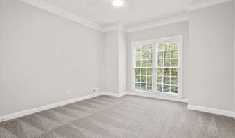 3425 Kingsland Cir, Berkeley Lake, GA 30096