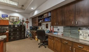 2105 SE 5th St, Ames, IA 50010