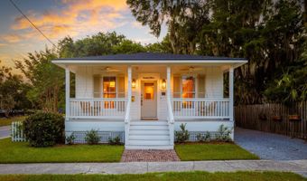 1711 Duke St, Beaufort, SC 29902