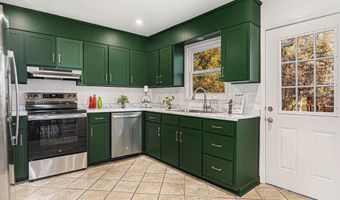 108 HICKORY HILLS Dr, Alabaster, AL 35007