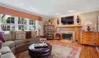 690 Garnette Rd, Akron, OH 44313
