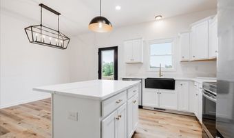2282 Lime Plant Rd, Appomattox, VA 24522